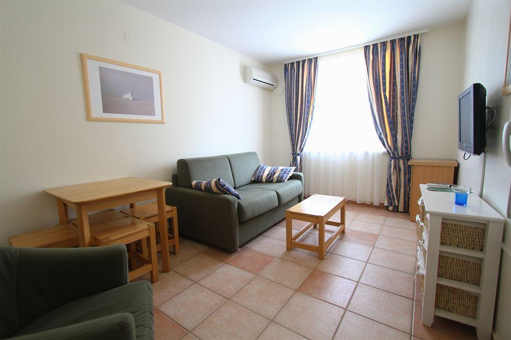 Aparthotel Castrum Novum Novigrad (Istria) Екстер'єр фото